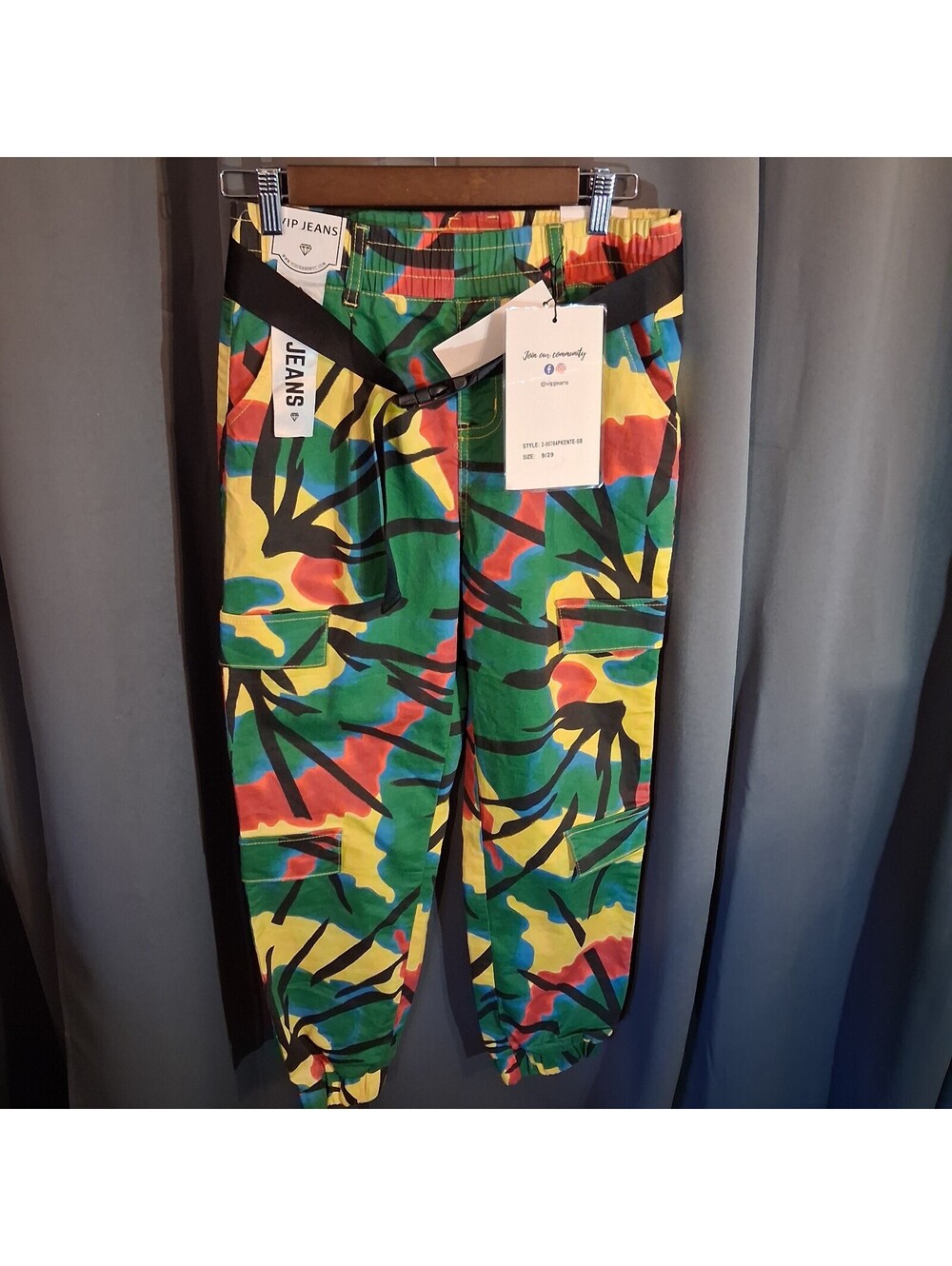 V.I.P. Multicolor Stretchy Cargo Pants with Belt Size 9/29